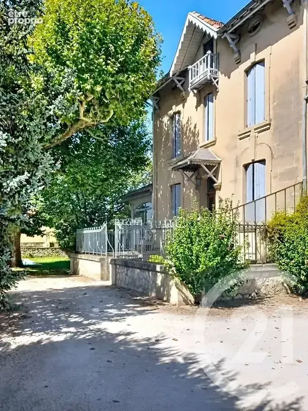 Maison 11 pièces 257 m² à vendre à Chateaurenard (13160) - photo 28