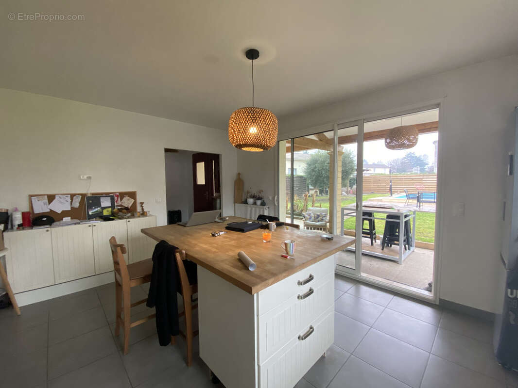à vendre maison 4 chambres à 5 mn de LIBOURNE - photo 2