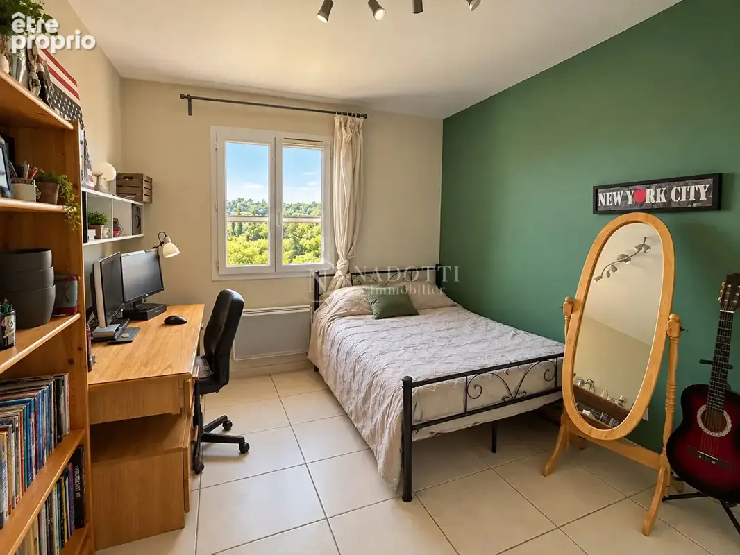 À VENDRE - EXCLUSIVITÉ- Maison Cadenet T6 avec jardin, piscine et garage - photo 16