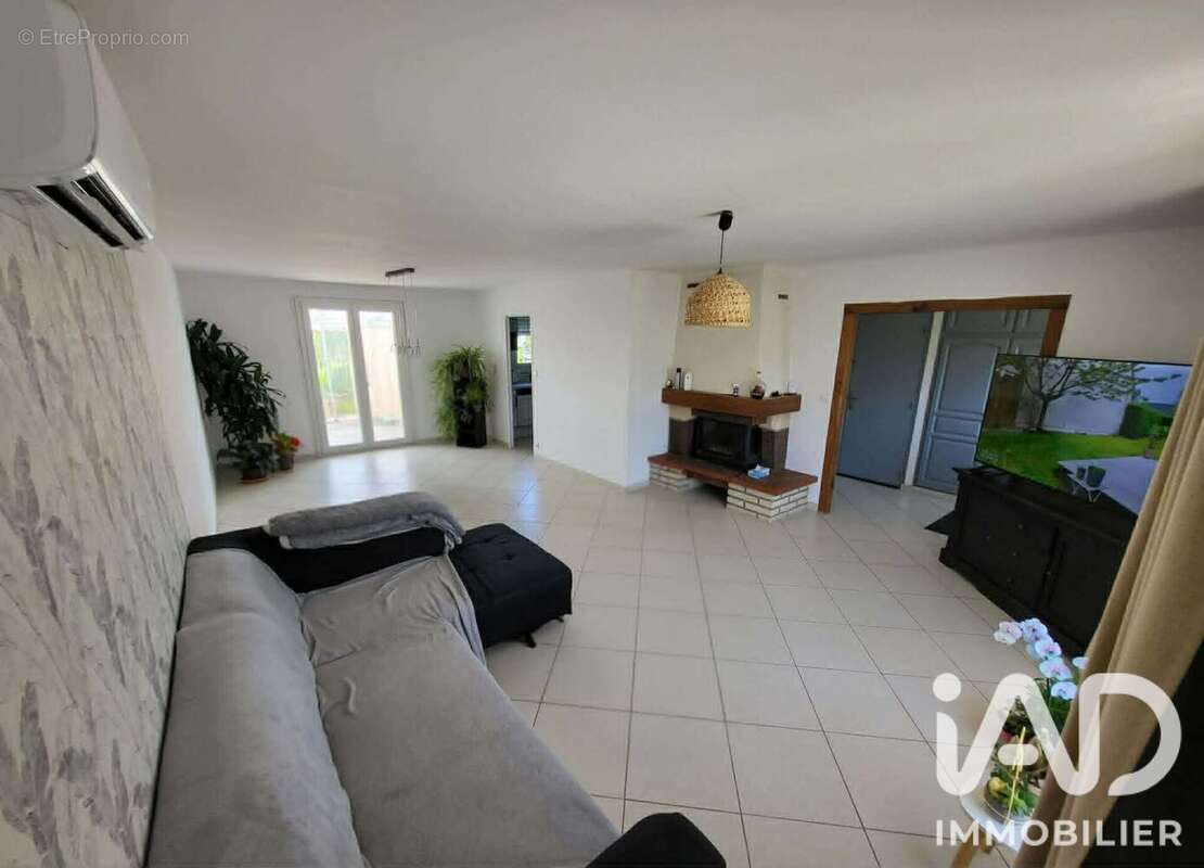 Maison 165 m² à Caumont  - photo 2