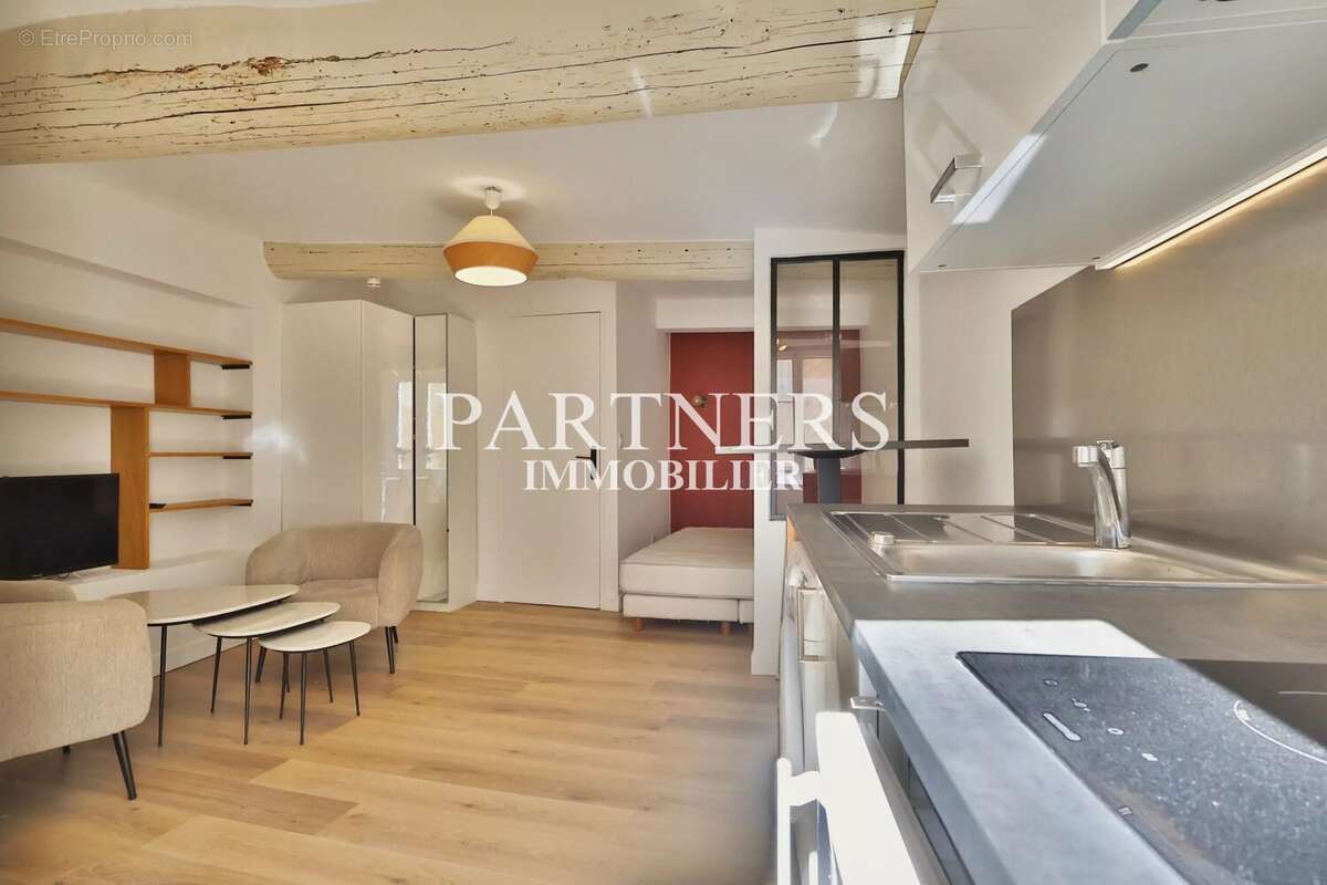Appartement 24 m² à Aix-En-Provence  - photo 2