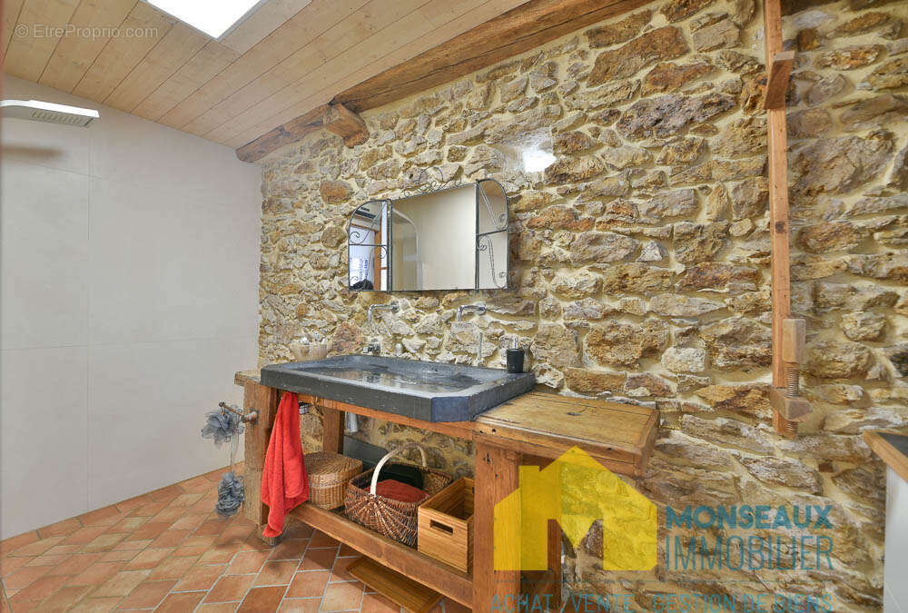 Maison à BALLAINVILLIERS