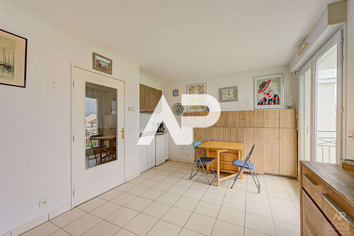 Appartement à RUEIL-MALMAISON