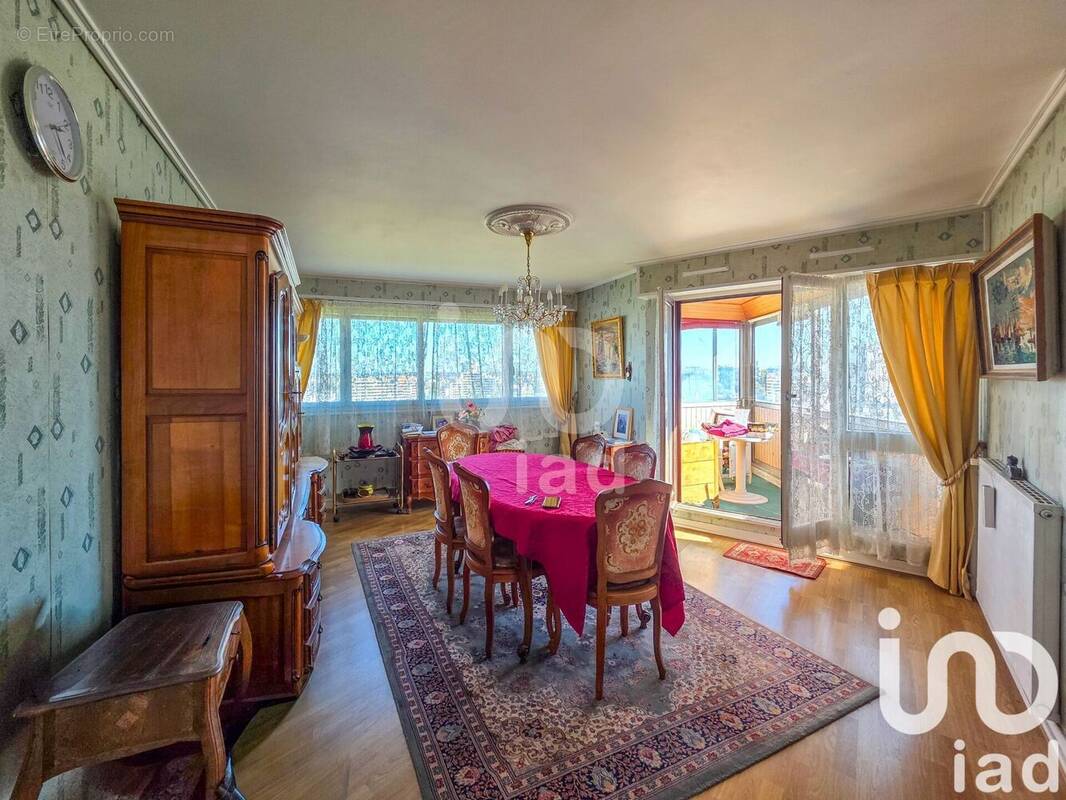 Photo 1 - Appartement à CRETEIL