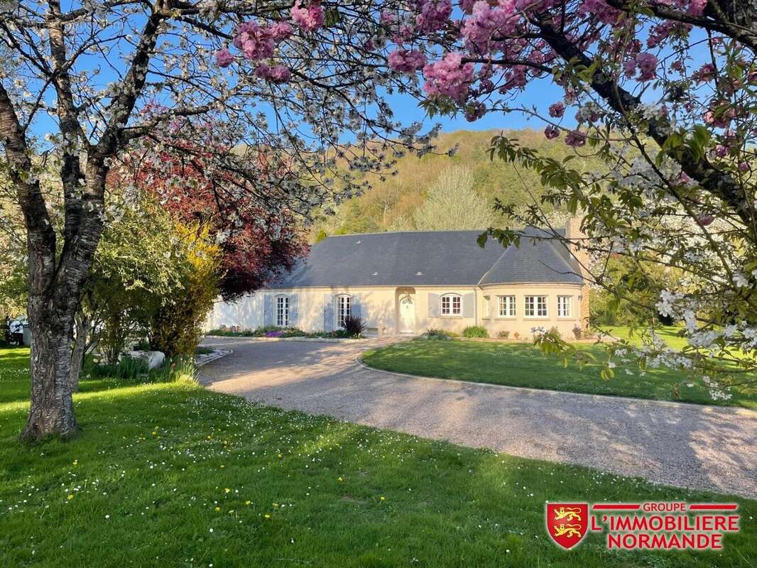 Maison à HEUDREVILLE-SUR-EURE