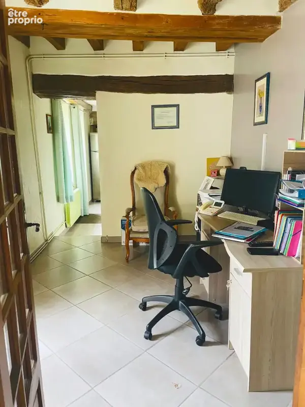 Longère en pierre 180 m² avec dépendances / Charme de l'ancien à Cussay - photo 11