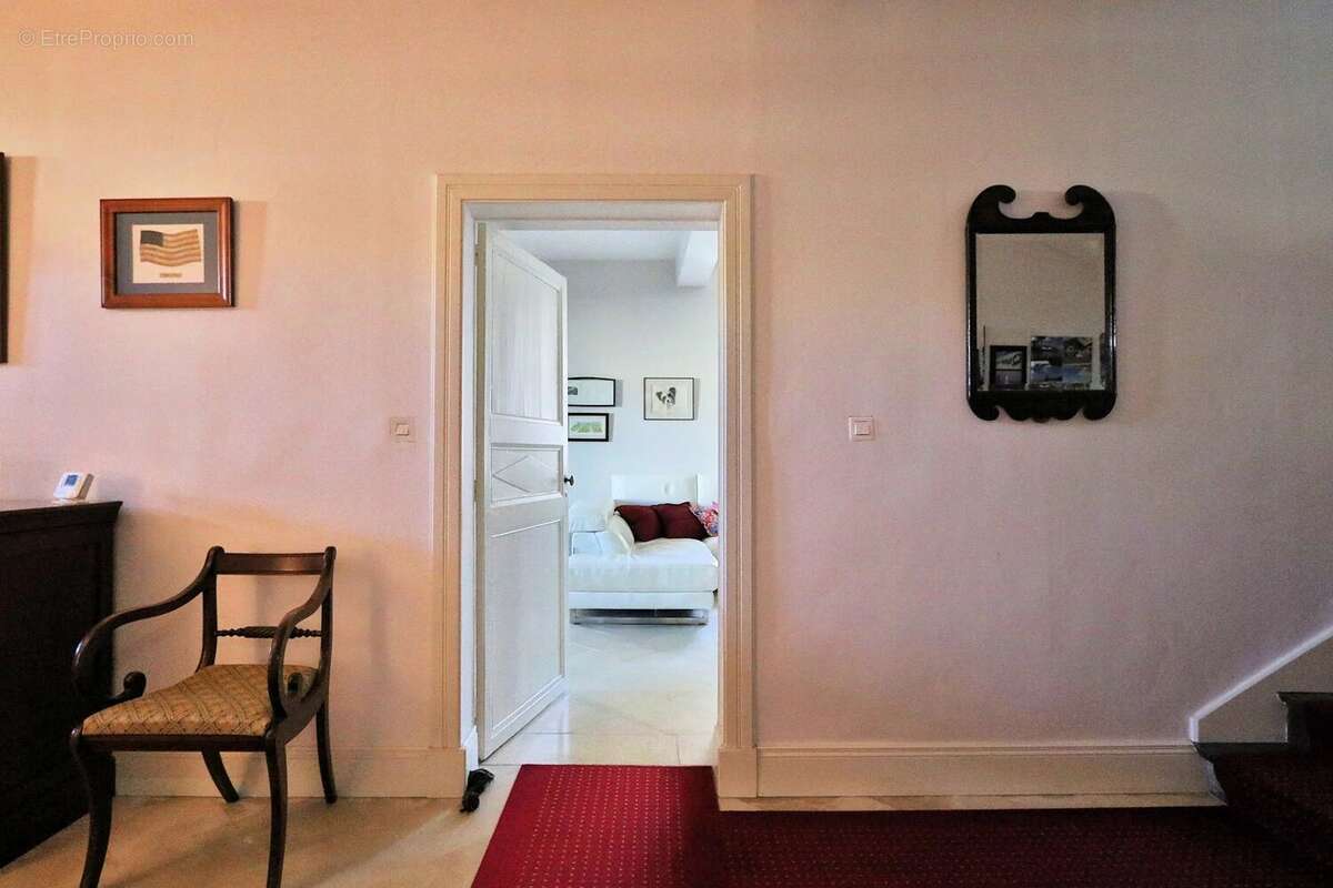 Élégante maison de ville. - photo 3