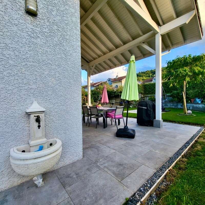 Maison à NEUVECELLE