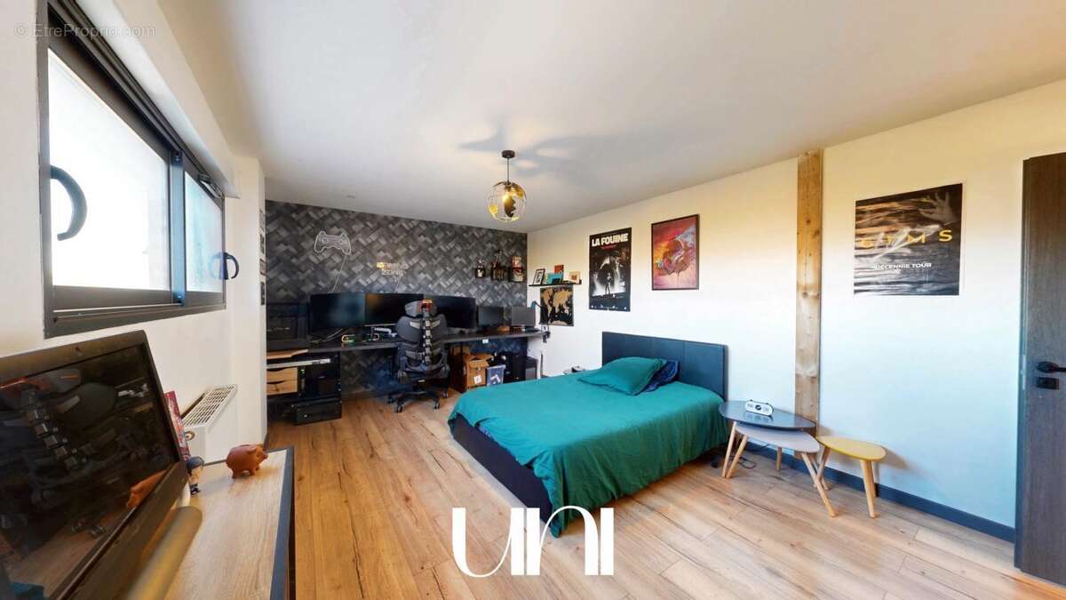 Maison 9 pièces 317 m2 avec terrasse - Saint-Loup-Hors - photo 17