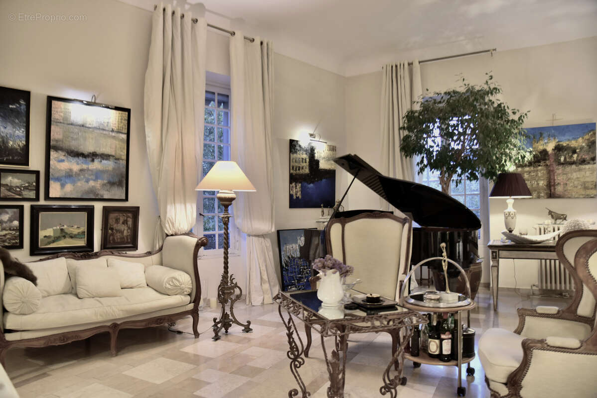 Appartement à NIMES