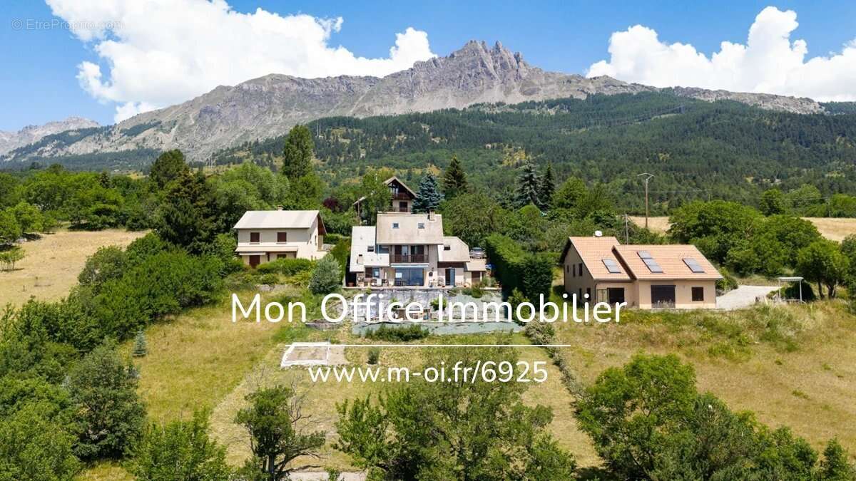 Référence : 6925-MTE - Maison Type 6 - 1539 m² jardin, piscine - vue panoramique Lac - photo 9