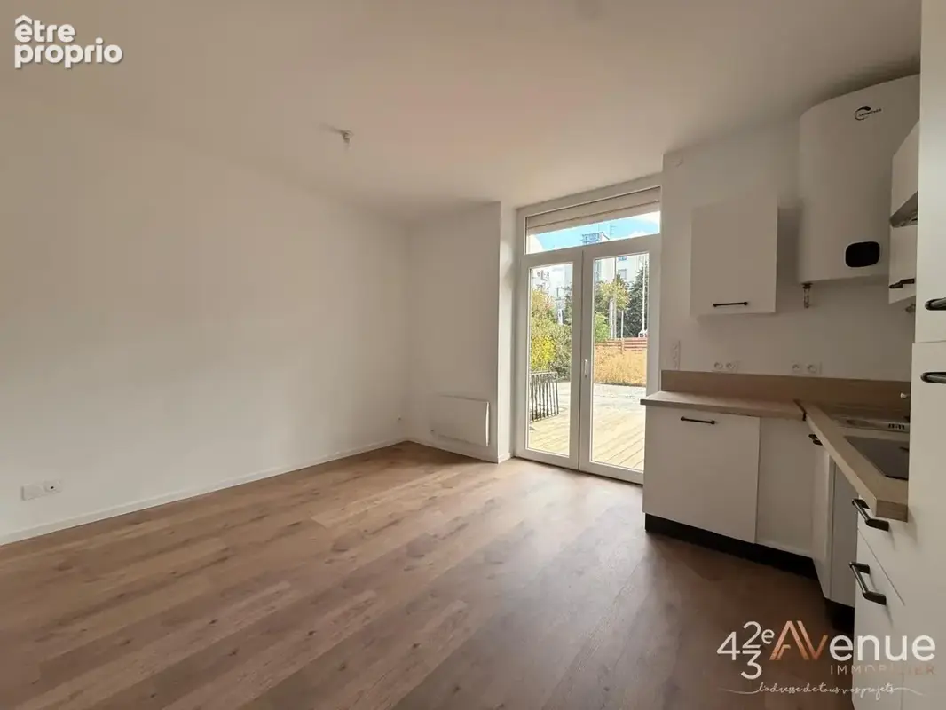 Appartement 3 pièces 53 m² à vendre à Saint-Etienne (42000) - photo 2