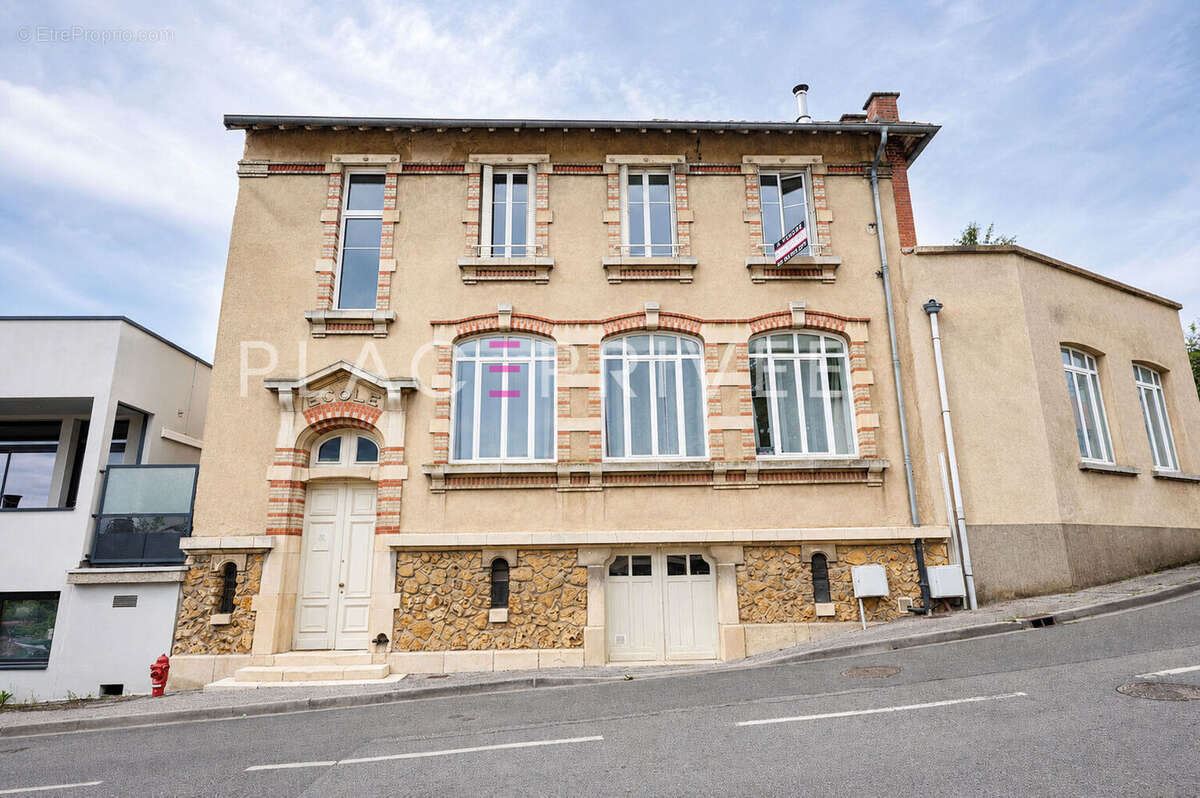 Appartement à HOUDEMONT