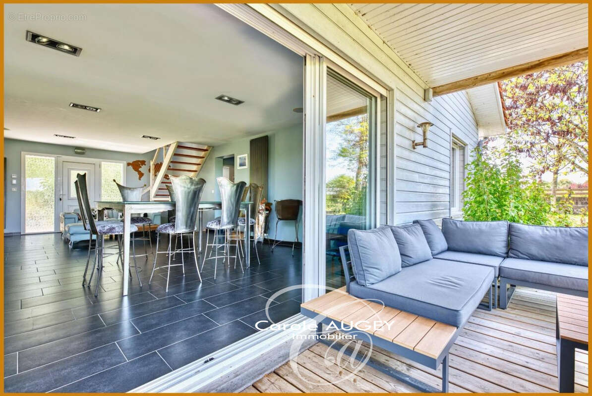 Maison à CARIGNAN-DE-BORDEAUX