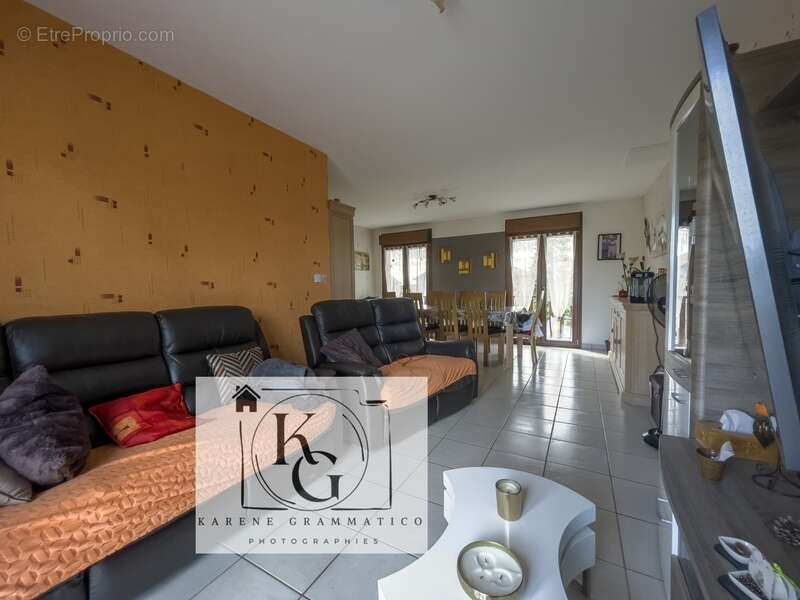 Maison à TUCQUEGNIEUX