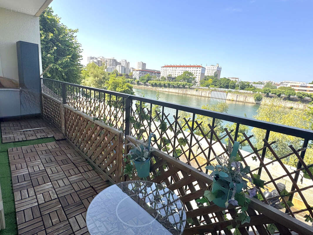 Appartement à CHOISY-LE-ROI