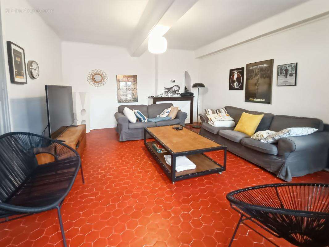 Maison à LES MEES