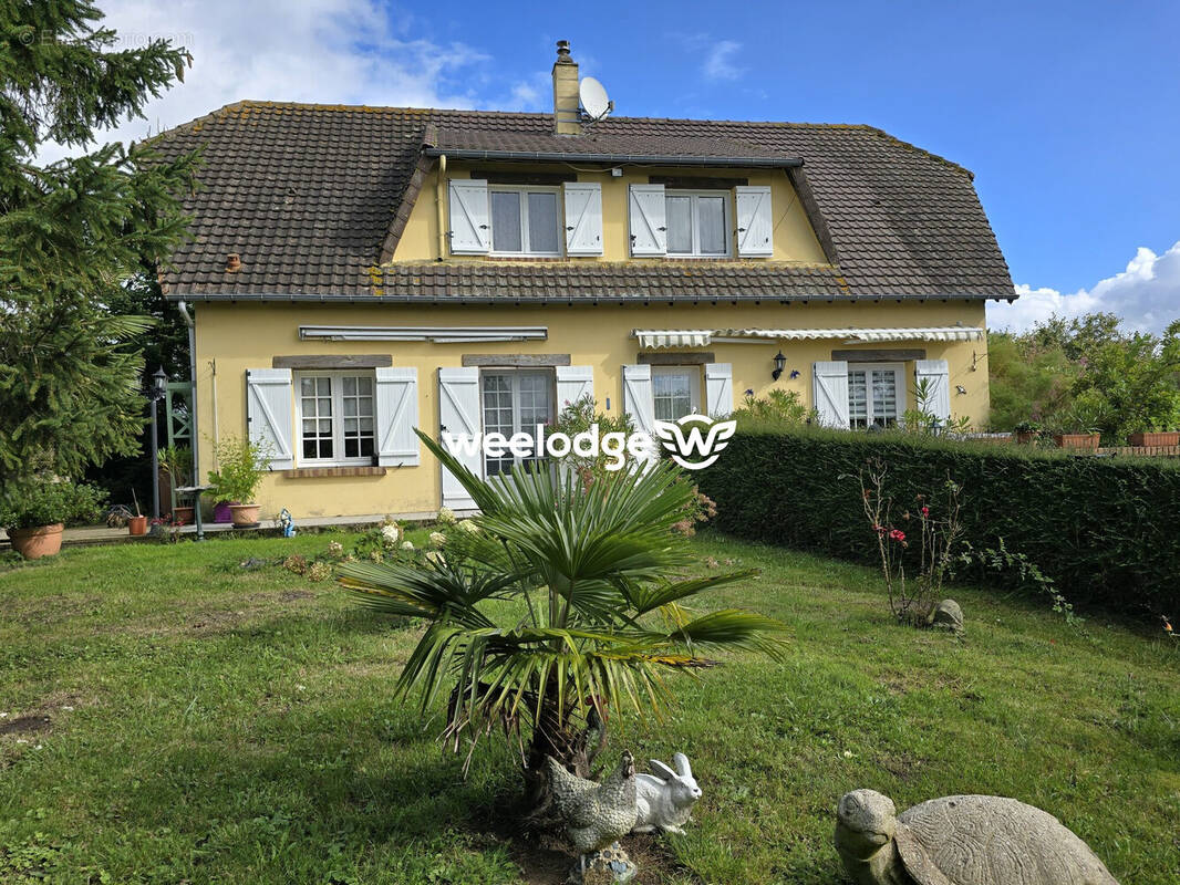 Maison à CUY-SAINT-FIACRE