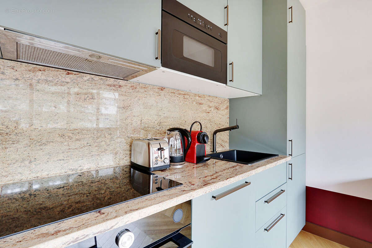 Appartement à PARIS-20E