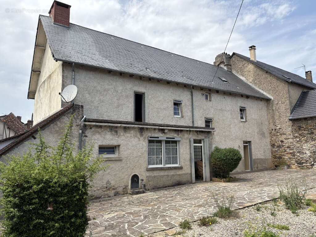 Maison à LA PORCHERIE