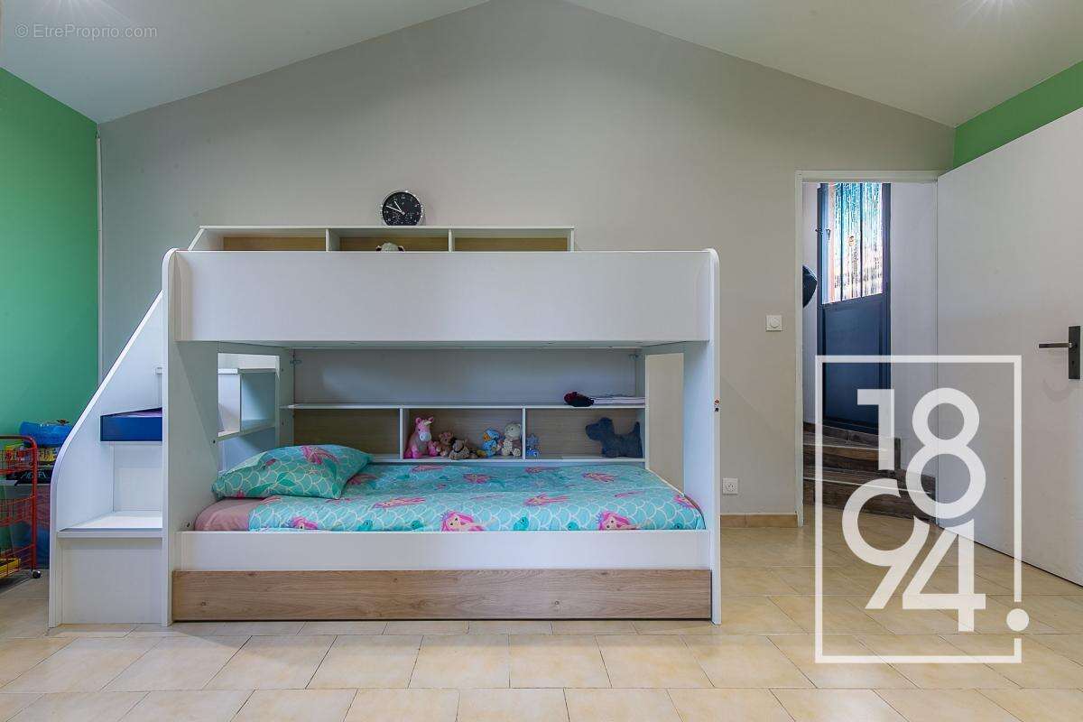 Maison à SAINT-MARTIN-DE-CRAU