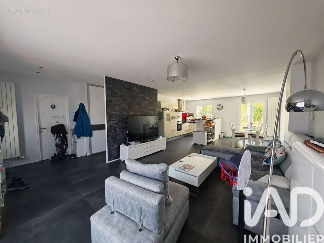 Photo 3 - Maison à YERRES