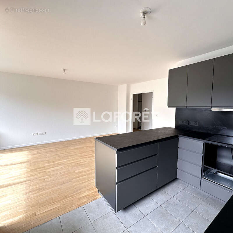 Appartement à NANTERRE