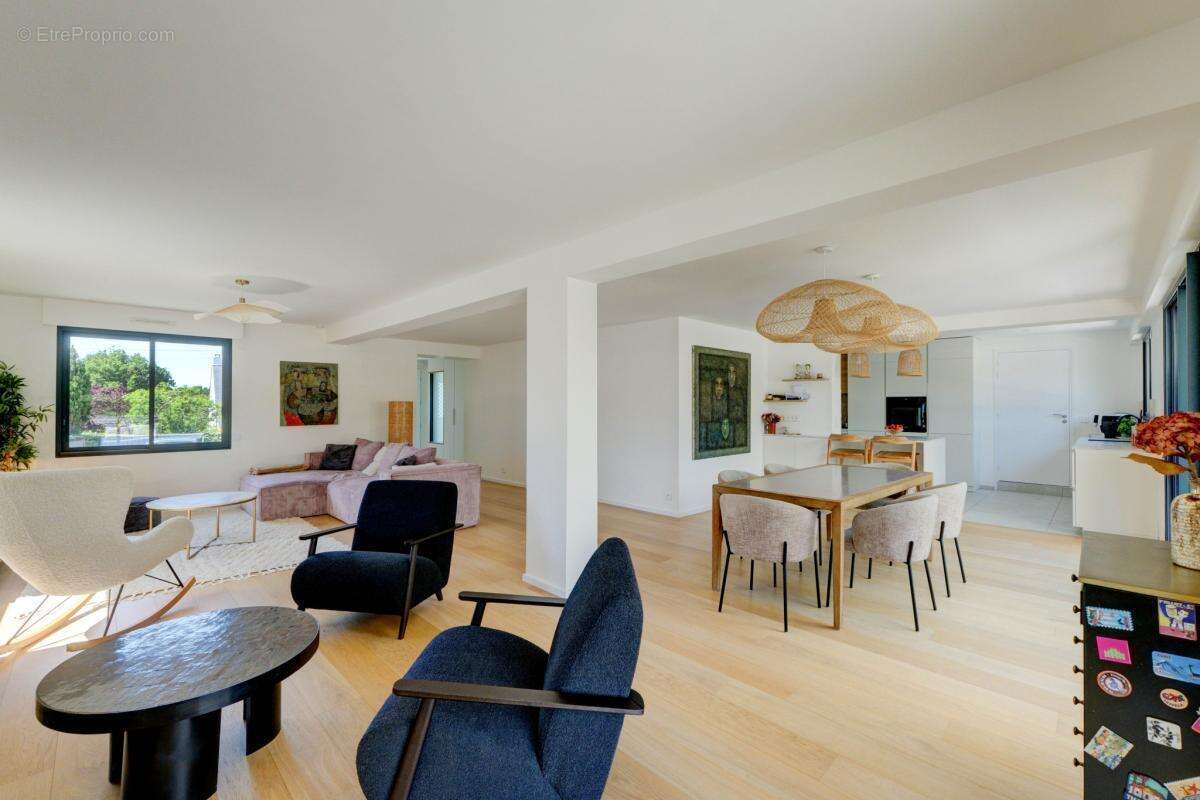 Propriete d'exception 218 m2 sur jardin de 1 500 m2 - photo 10
