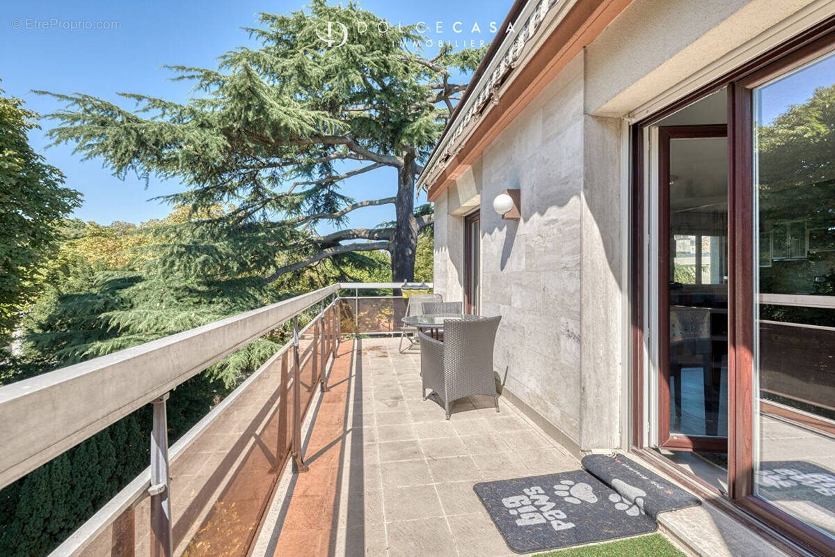 Appartement à LE PERREUX-SUR-MARNE