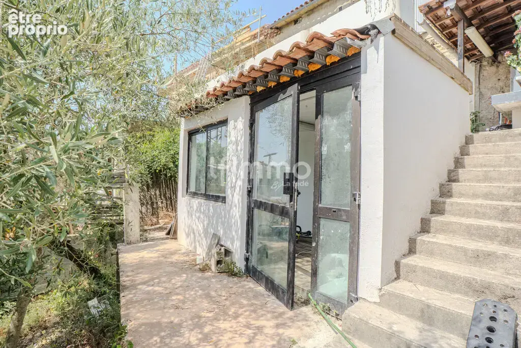 Maison en pierre de caractère avec terrasse, studio et grand ga - photo 18