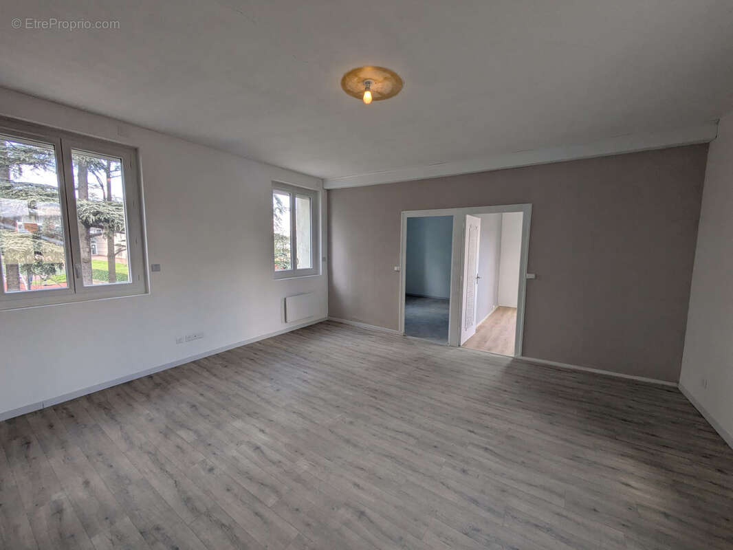 Appartement à LA TALAUDIERE