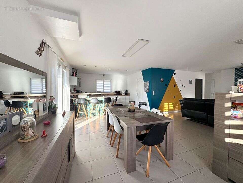 Maison à PERCY-EN-AUGE
