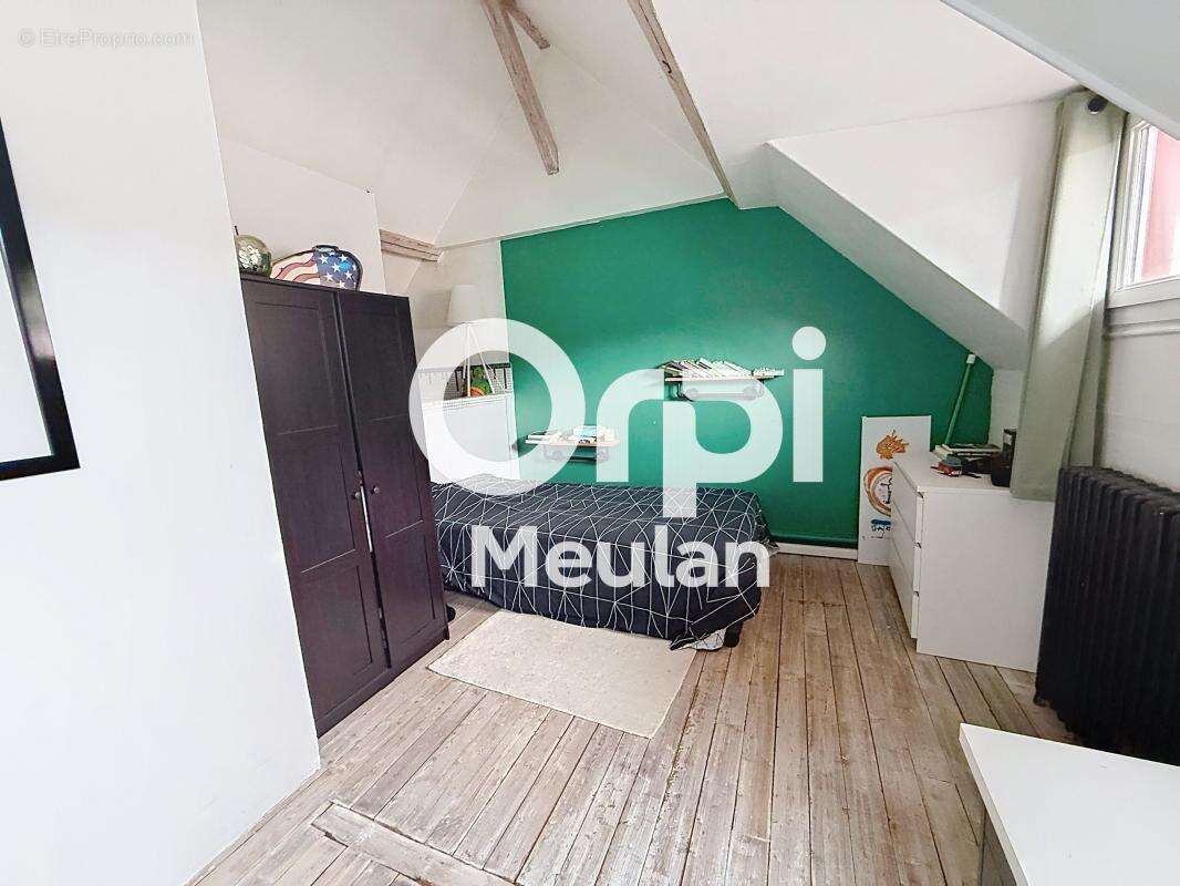 Maison à MEULAN