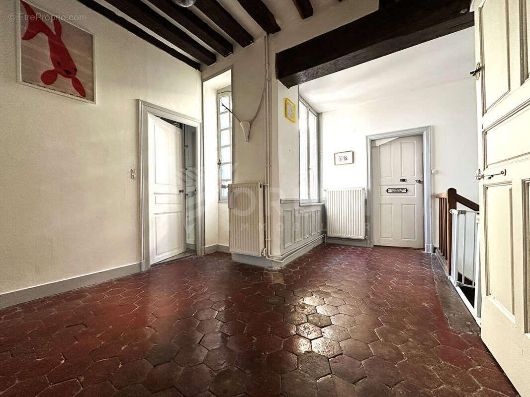 Maison à JOIGNY