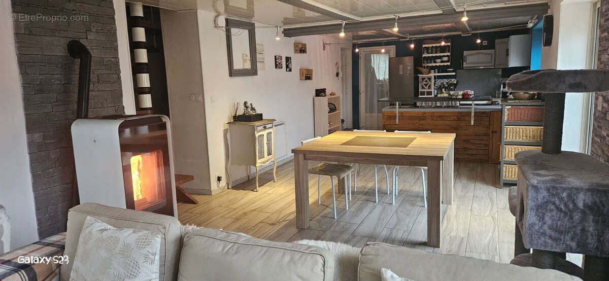 Maison à CHANAS