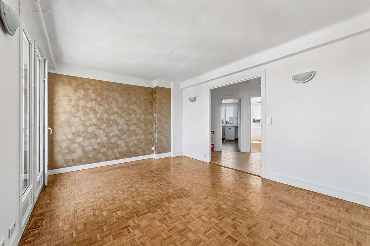 Appartement 61m² à nanterre - photo 2