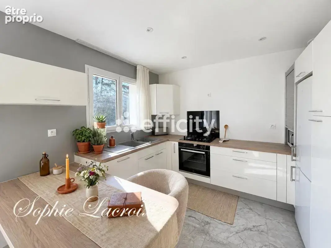 Maison 4 pièces 104 m² à vendre à Anjou (38150) - photo 2