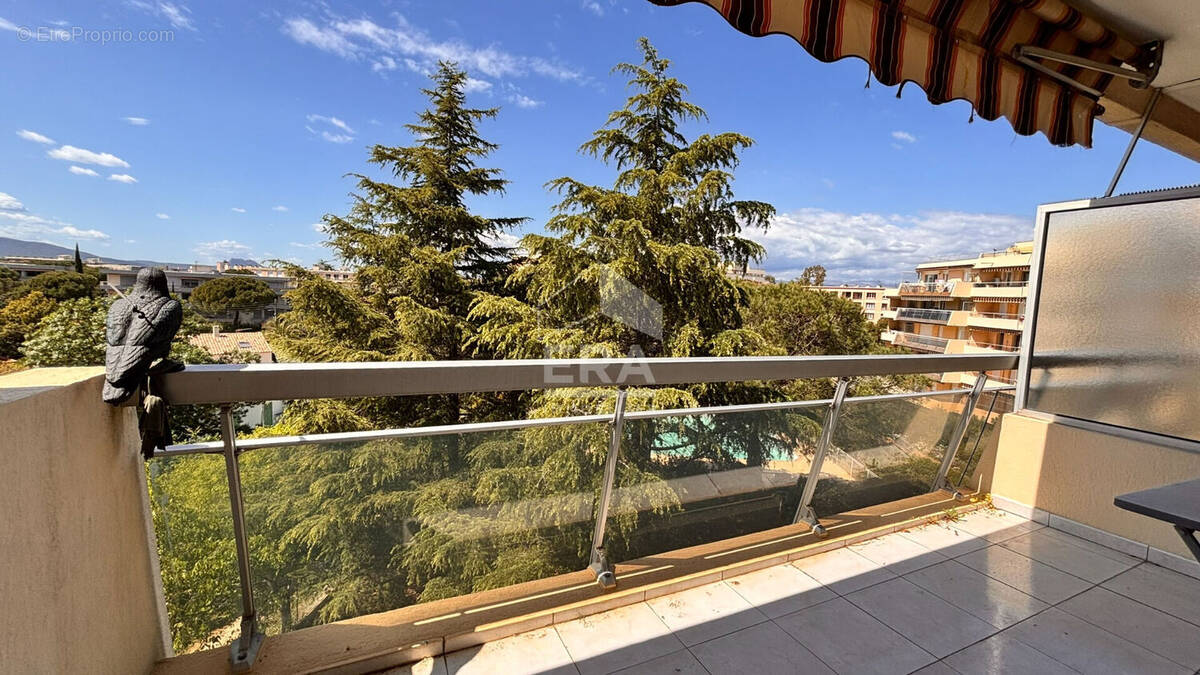 Appartement à FREJUS