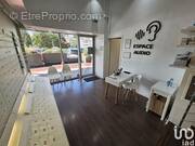 Photo 1 - Commerce à LA CELLE-SAINT-CLOUD