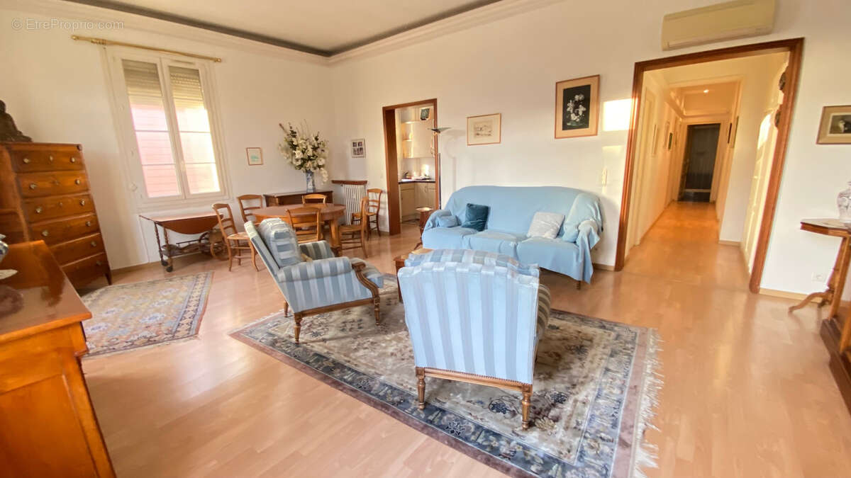 Appartement à SAINT-RAPHAEL