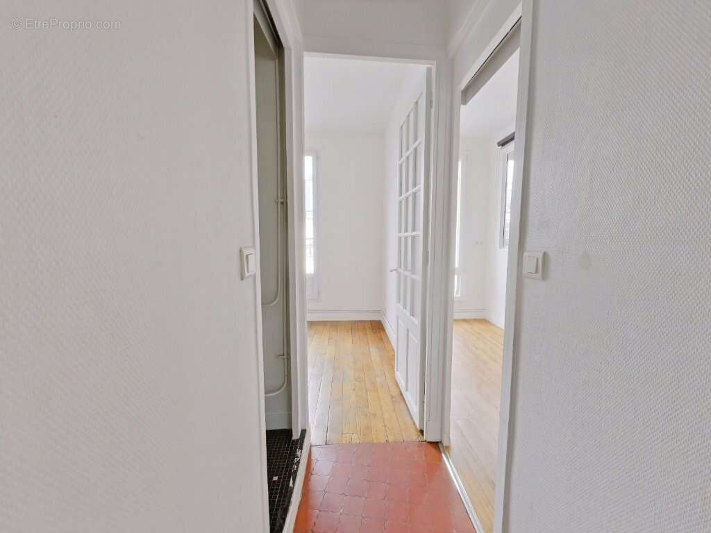 Appartement à PARIS-10E