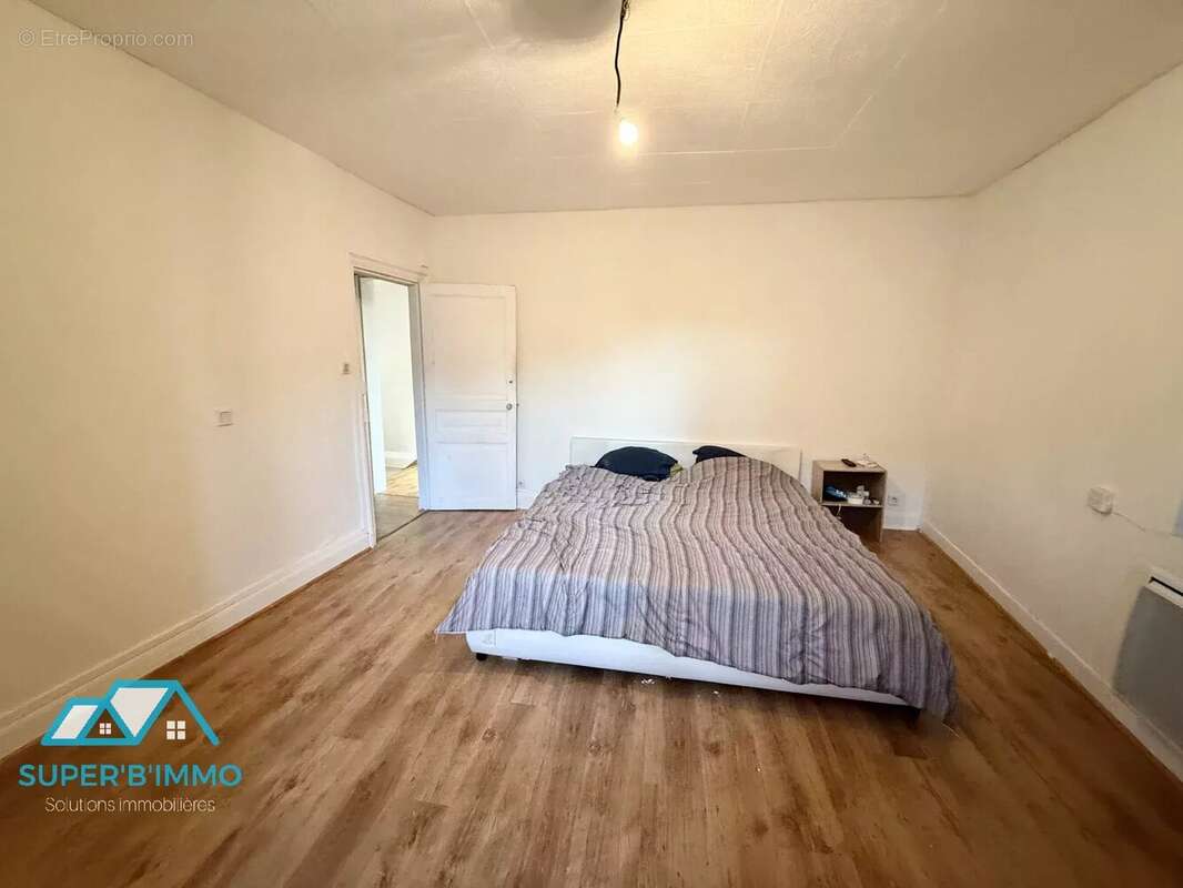 Maison à FRUGERES-LES-MINES