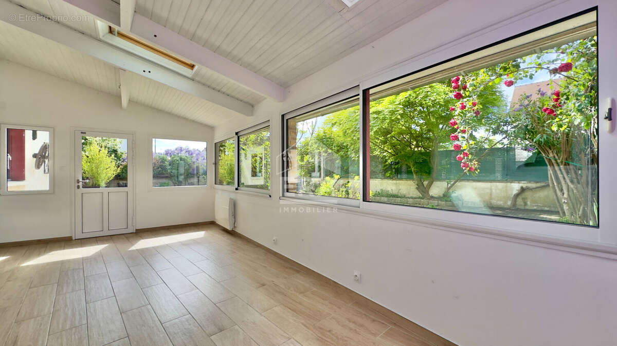 Maison à ATHIS-MONS