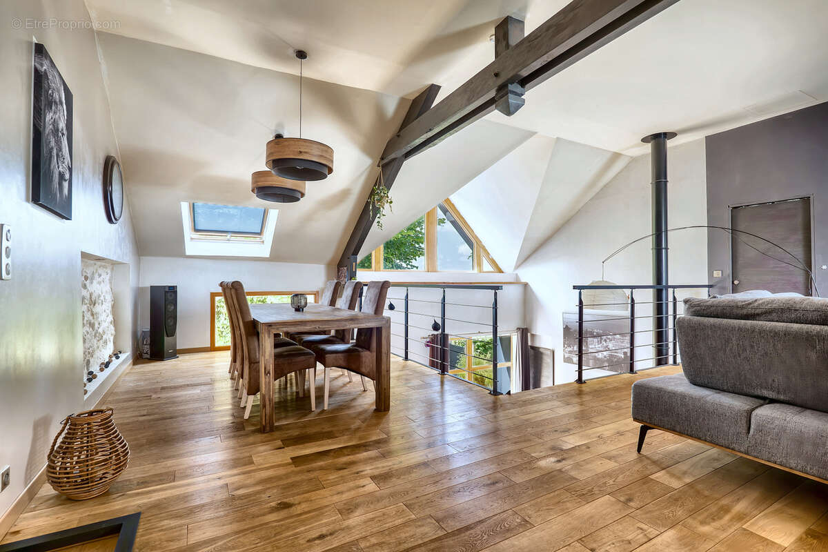 Meyrieux-Trouet  - Maison de caractère avec extension contemporaine - photo 5