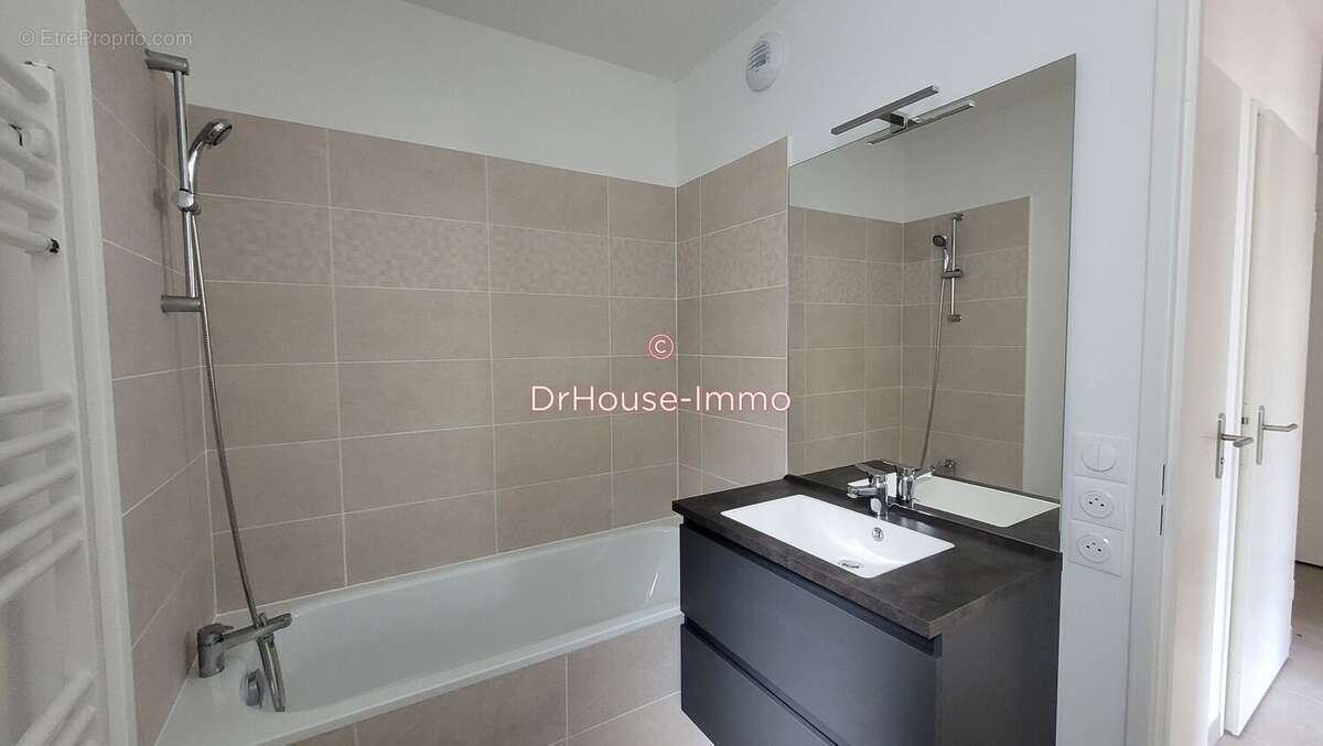 Appartement à LE TAILLAN-MEDOC