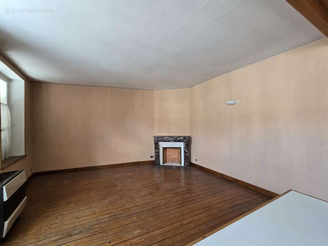 Maison 211 m² à Pont-A-Mousson  - photo 2