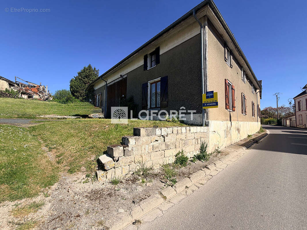 Maison à SOMSOIS