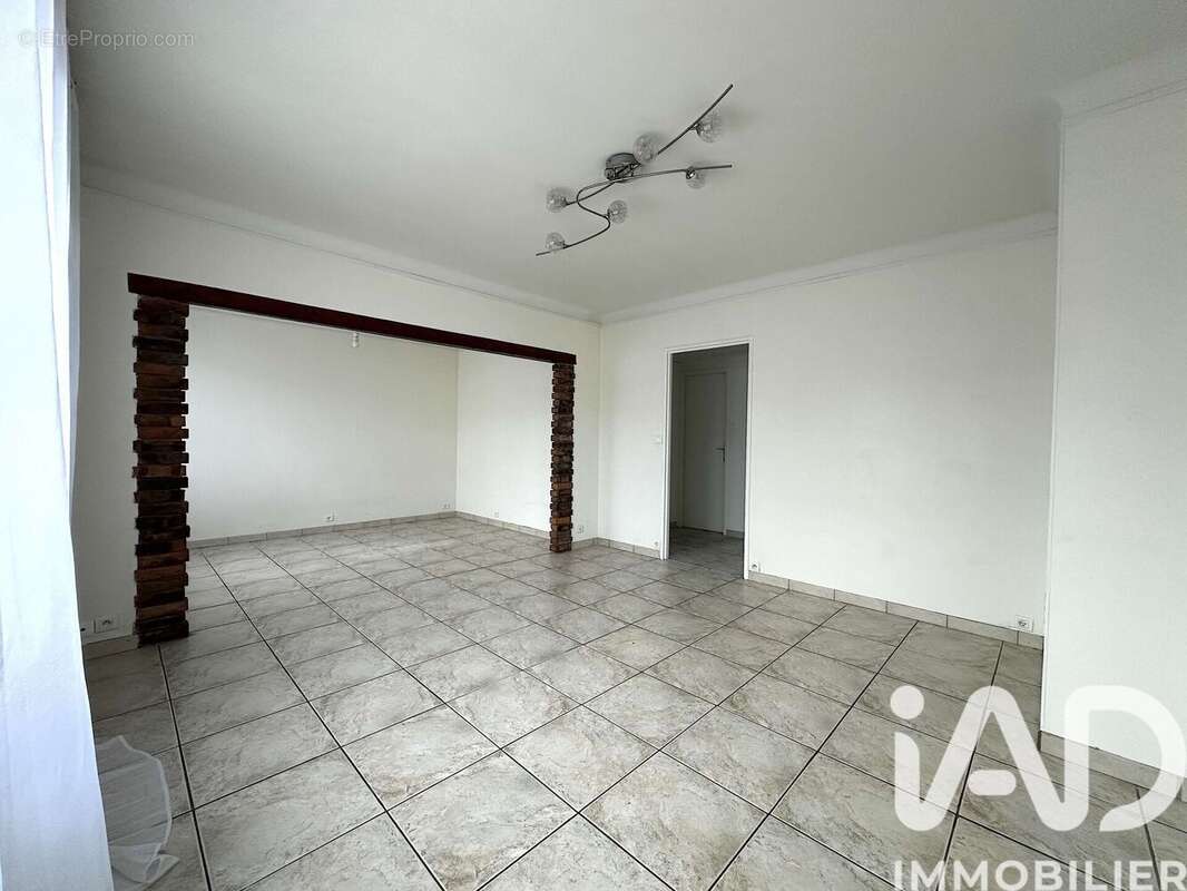 Photo 4 - Appartement à SARTROUVILLE