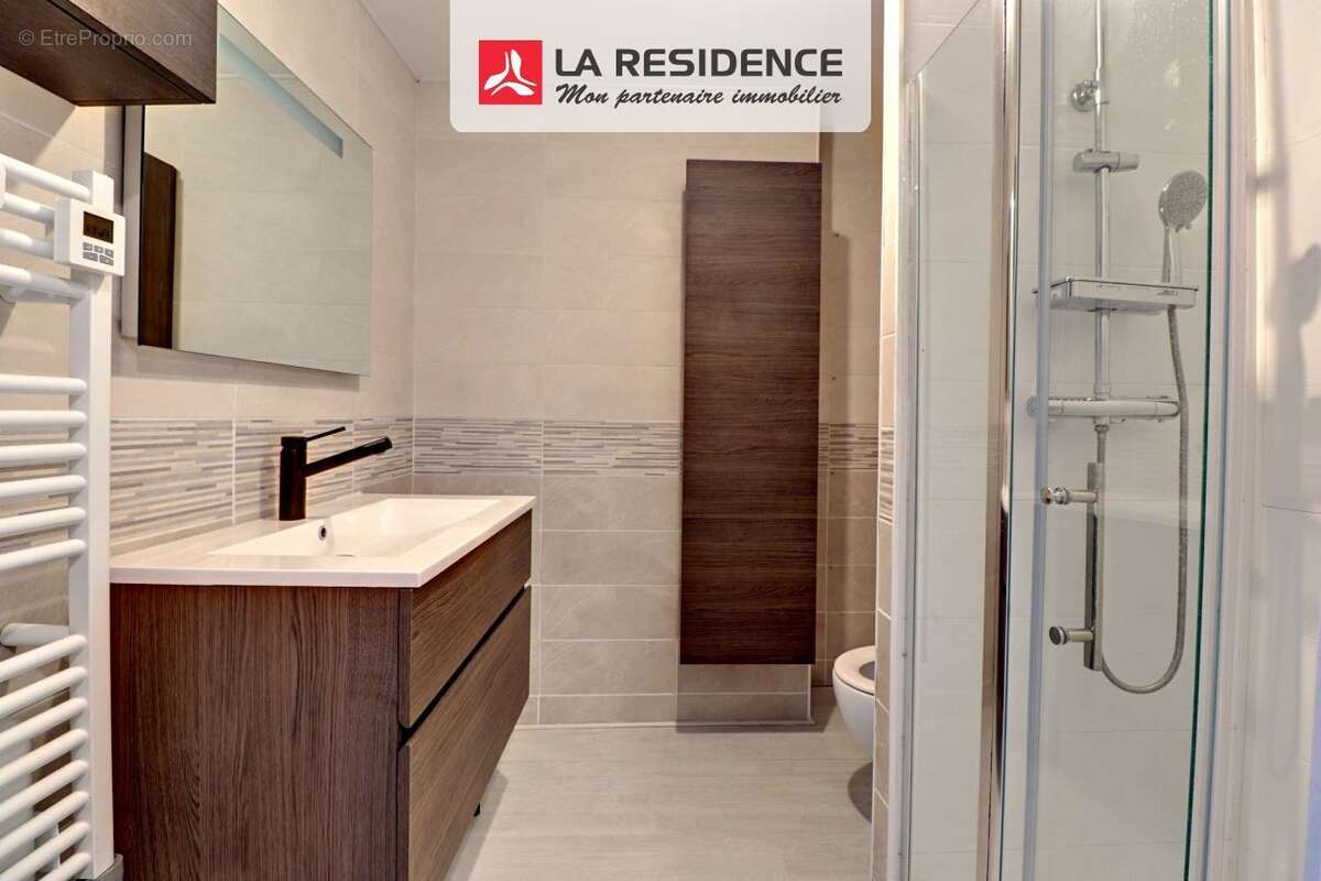 Maison à MAURECOURT