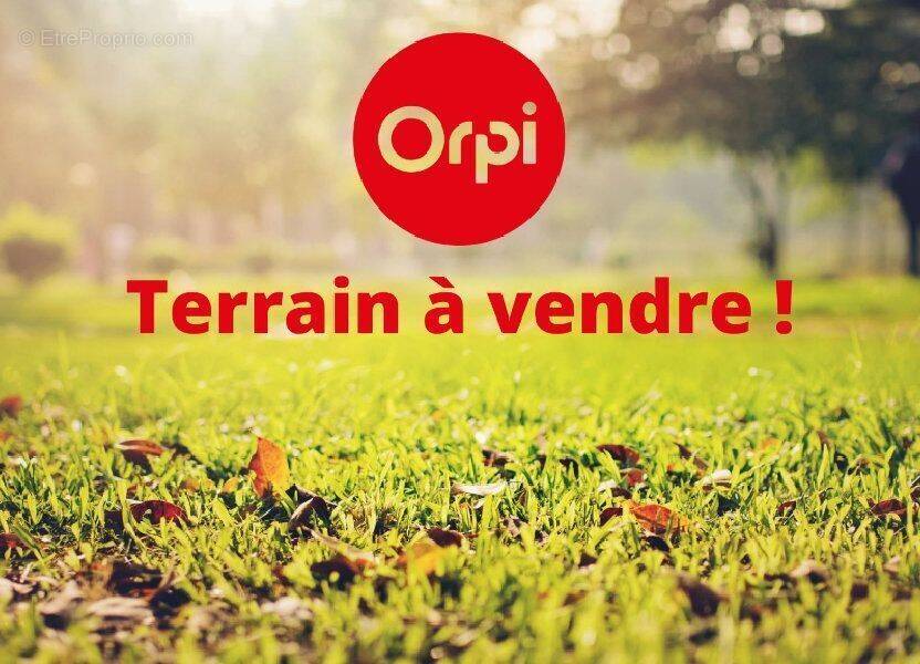 Terrain à NEUILLY-PLAISANCE